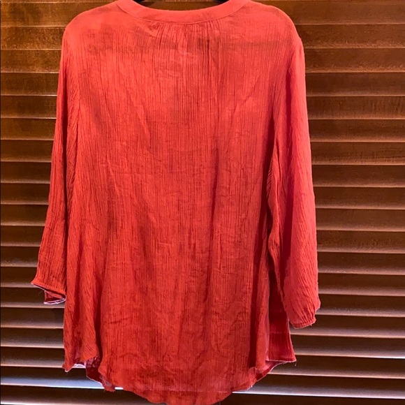 Top - Picture 4 of 6